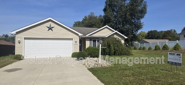 Building Photo - 4110 Three Oaks Dr Rental