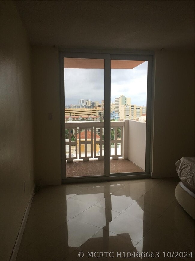 Photo - 801 S Ocean Dr Unit 905