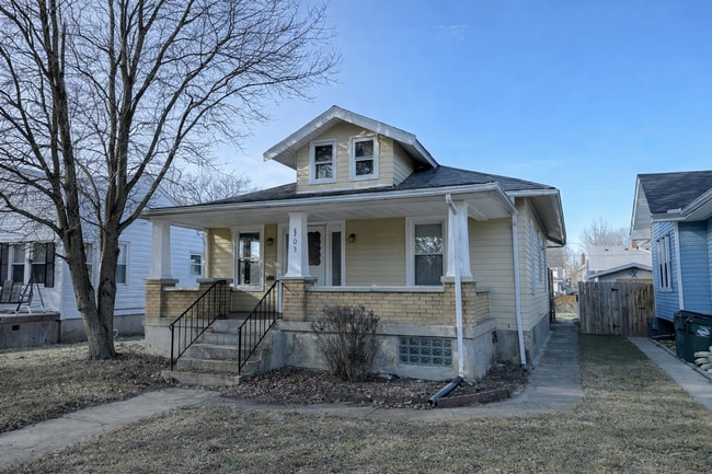 Building Photo - 305 N F St