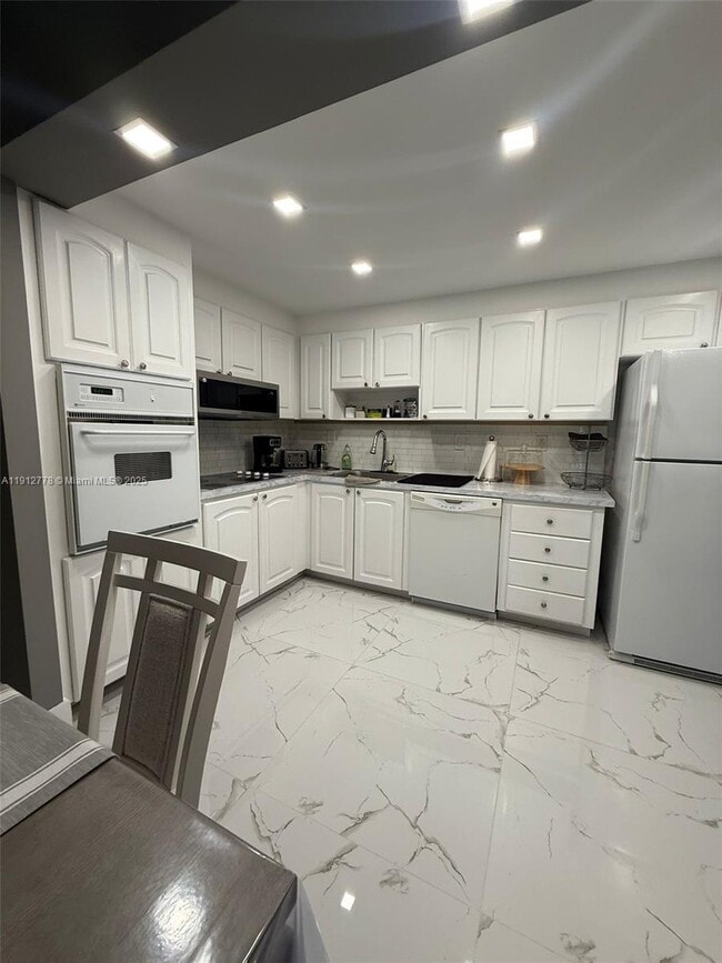 Photo - 19380 Collins Ave Unit 1209