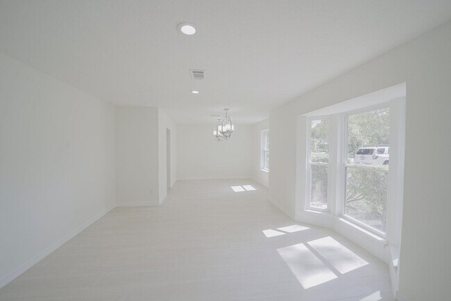 1419 Chestnut Ridge Rd