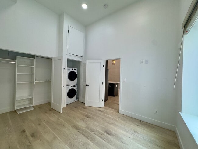 Photo - The Caroline