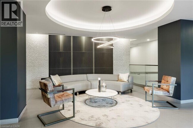 Photo - 457 Plains Rd E Unité 224