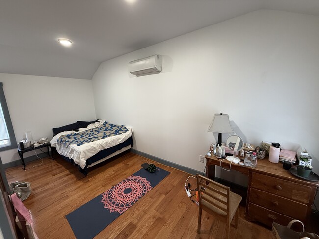 Photo - 413 S Aurora St