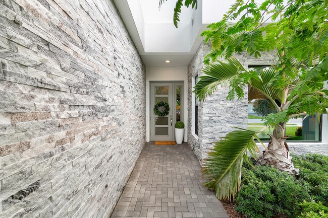 Photo - 17528 Rainstream Rd