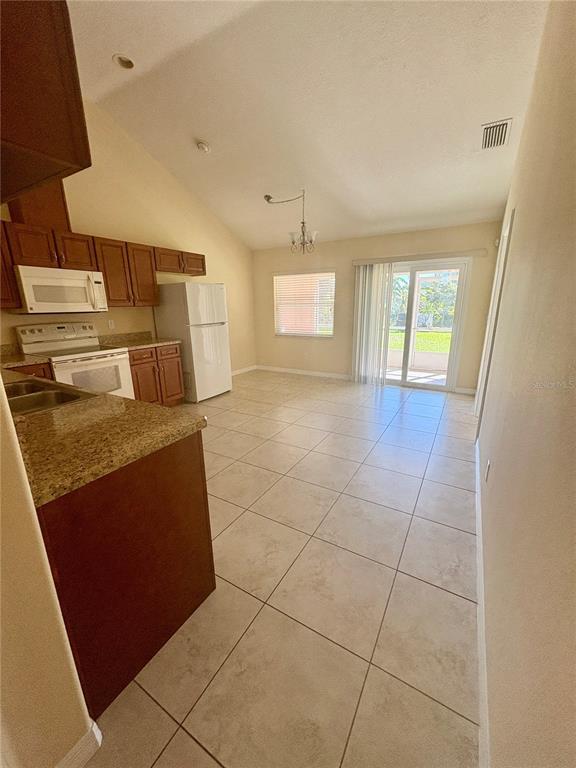 Photo - 87 Fieldstone Ln