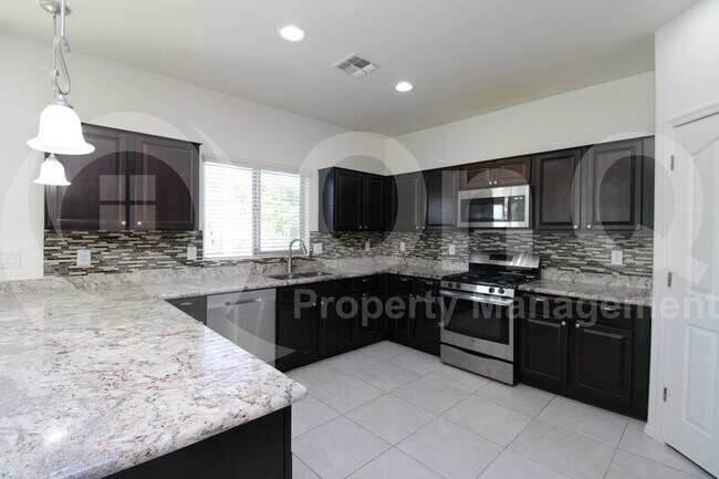 Photo - 1819 W Bonanza Dr