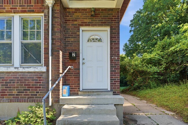 Photo - 682 Greenwood Ave Unit 2