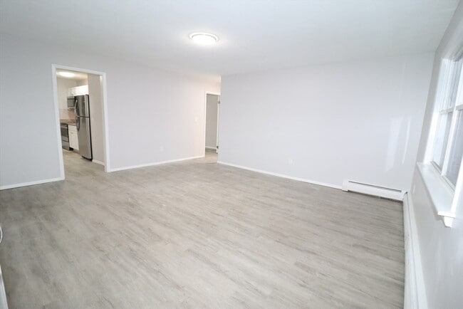 Building Photo - 139 Litchfield Pines Dr Unit D Rental
