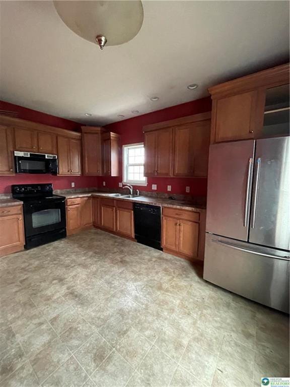 Photo - 351 Hawthorn Ln