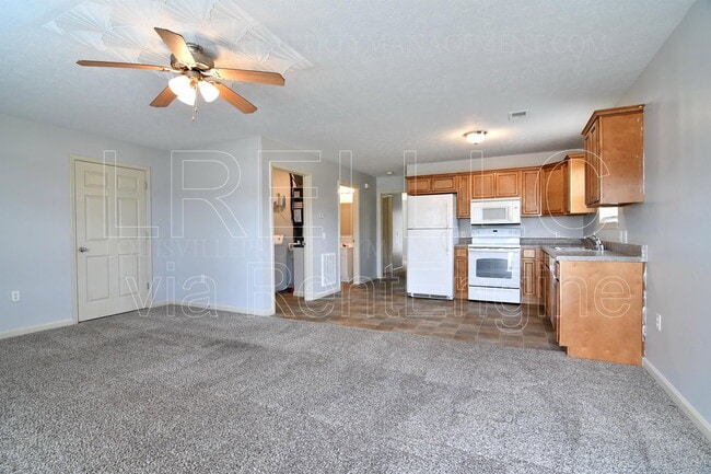 Photo - 304 Keeneland Dr Unit 1b