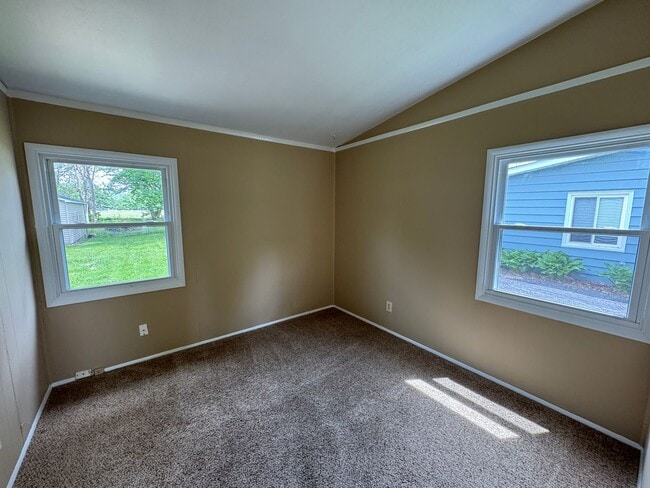 Photo - Spacious 3 Bedroom Home in Milan with Large Yard and Garage