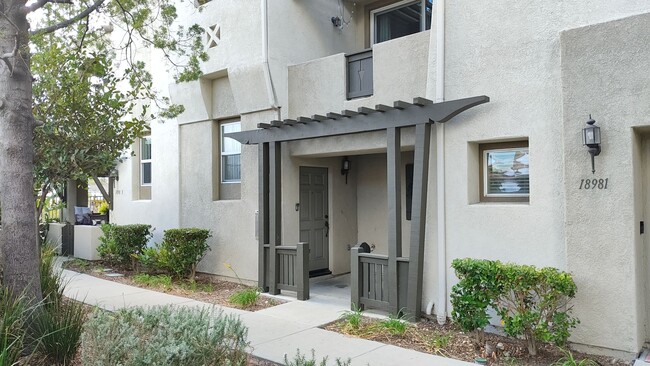 3 bedrooms 3 bathrooms townhome FOR RENT i... - 3 bedrooms 3 bathrooms townhome FOR RENT i...