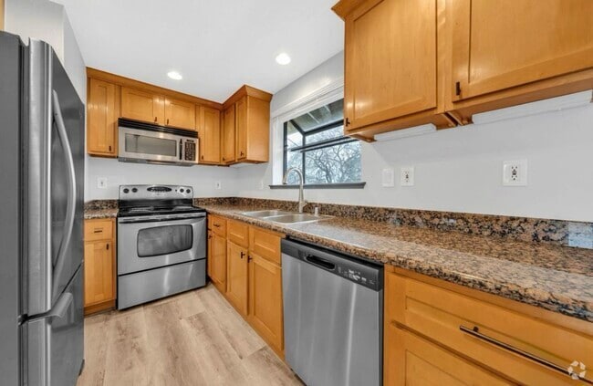Building Photo - 2827 Monument Boulevard Unit 48 Rental