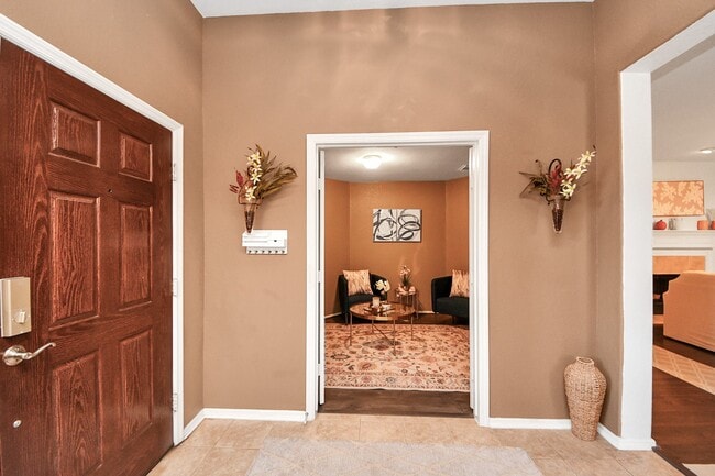 Photo - 8714 7 Pines Ln