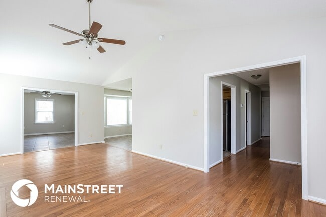 Photo - 2300 Carthage Cir