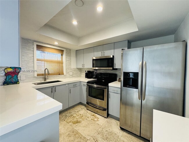 Photo - 1987 NE 123rd St