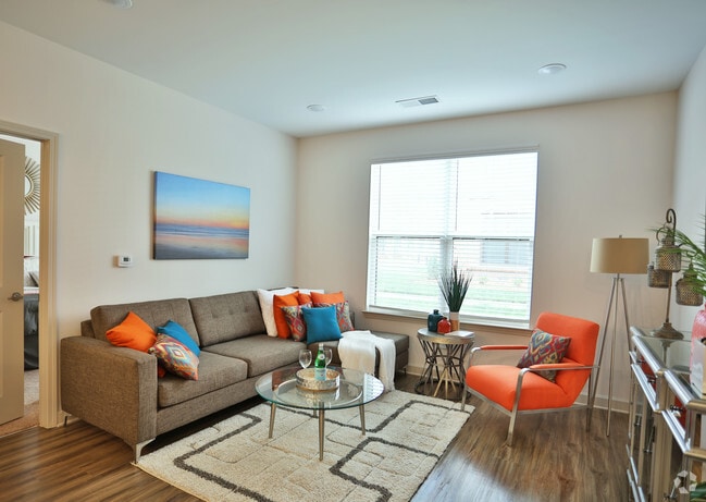 2BR, 2BA