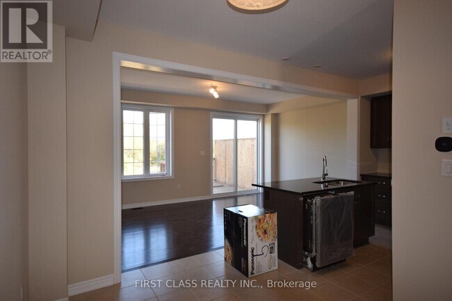 Photo - 3273 Mockingbird Common