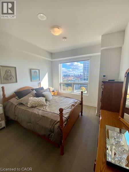 Photo - 155 Caroline St S Unit 1109