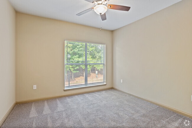 Windsor 1BR, 1BA - 955SF - Bedroom