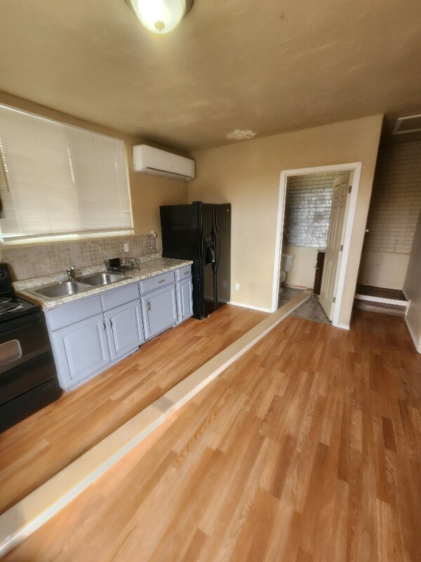 Photo - 57 N Center St Unidad 59