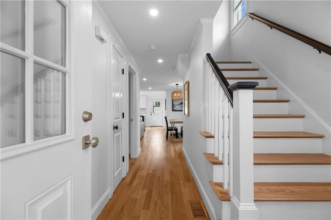 Photo - 34 E Bowery St