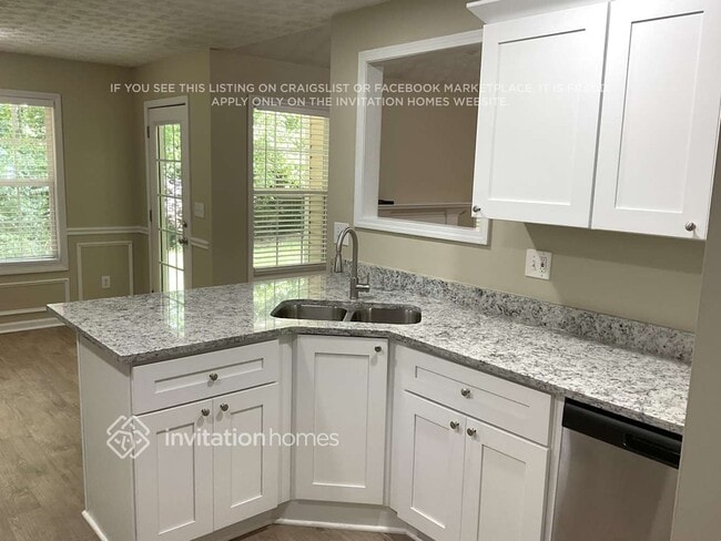 Photo - 898 Kendall Park Dr