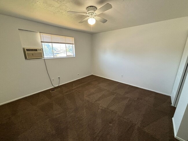 3359 W 4100 S Unidad 3359 West