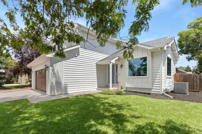 Photo - 4212 Fall River Dr