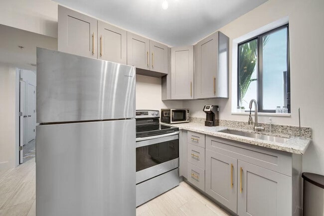 Photo - 1317 SW 22nd Ave Unit ID1388876P