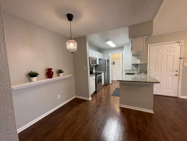 Photo - 4401 Thornbriar Ln Unit 204