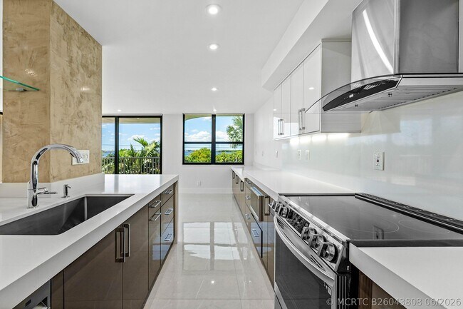 Photo - 5480 N Ocean Dr Unit B1c