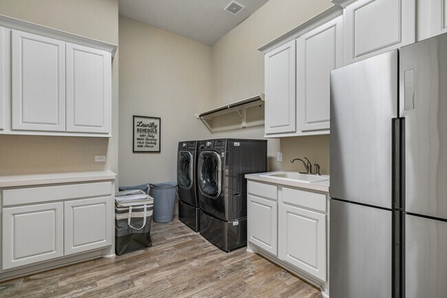 Photo - 27411 Hazy Landing Ct