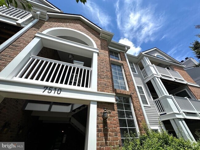 Building Photo - 7510 Ashby Ln Unit I Rental