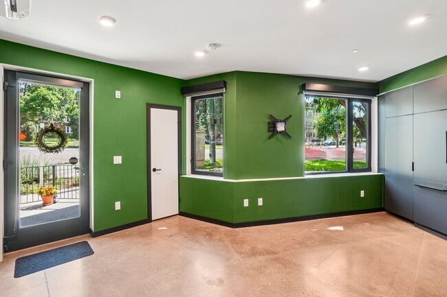 Photo - Urban 1-bedroom/ 1-bath Corner Unit in Cit... Unit 106