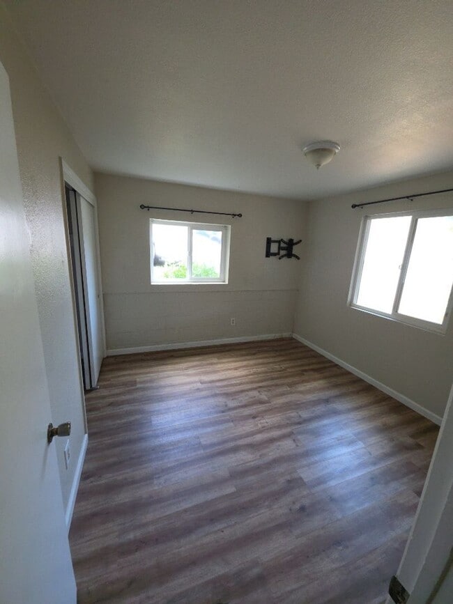 Photo - 3480 Idlewood Dr Unit B