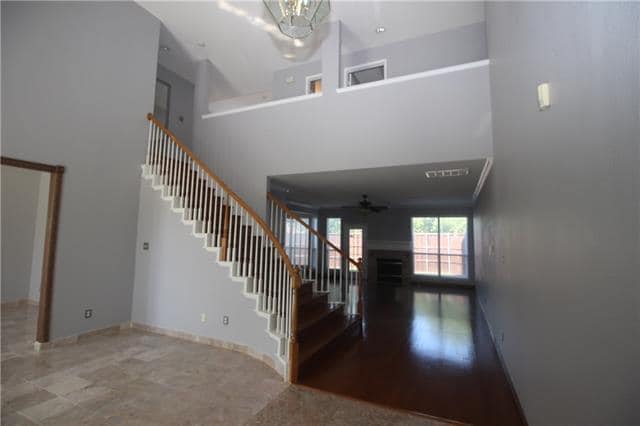 Photo - 3845 Gillespie Dr