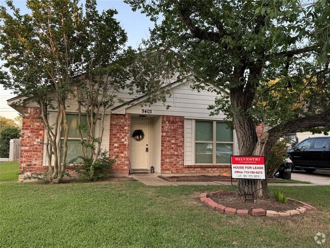 Building Photo - 9403 Bollingbrook Dr Rental