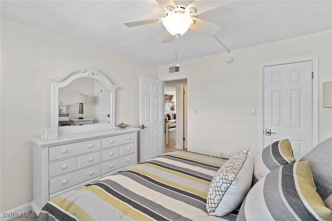 Photo - 72 7th St S Unit 208