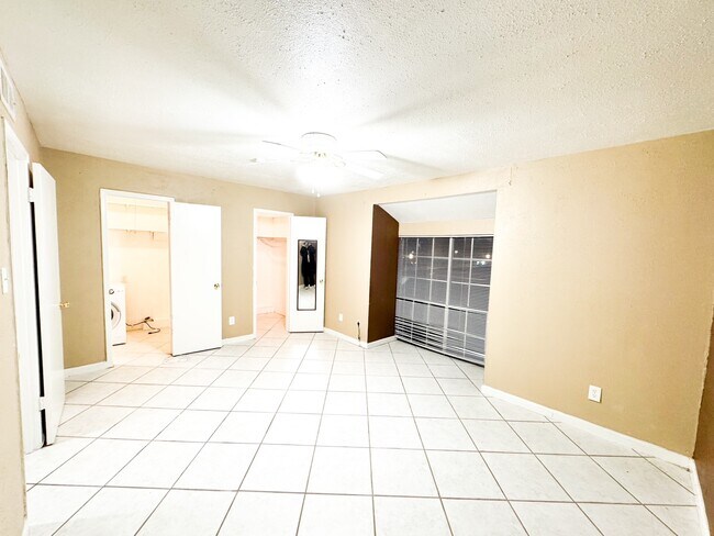 Photo - 12633 Memorial Dr Unit 4