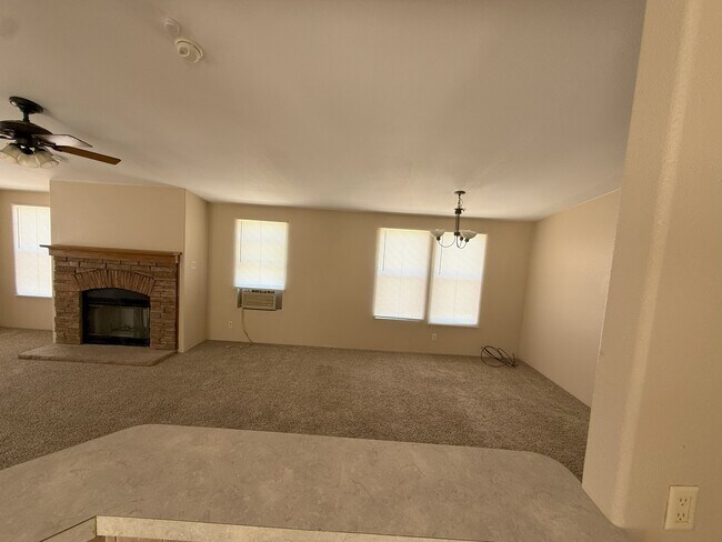 Photo - 1632 Sierra Vista Dr