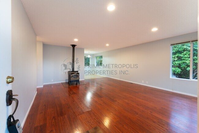 Photo - 5924 114th Pl SE