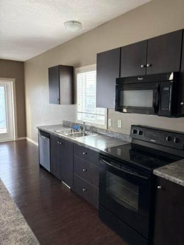 Photo - 902-910 10 St Unit B