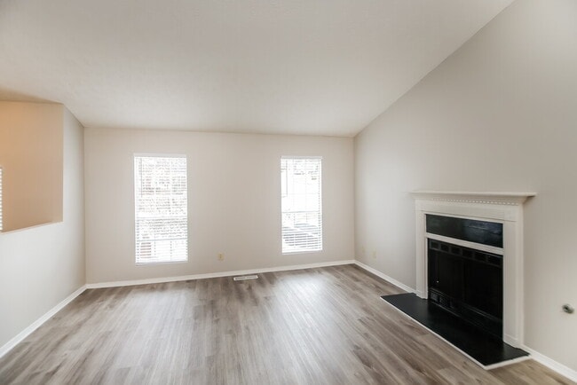 Photo - 6018 Valley Trails Ct