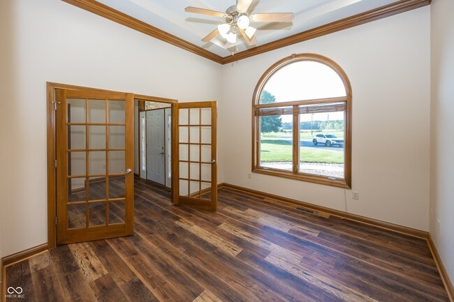 Photo - 256 W Brookville Rd