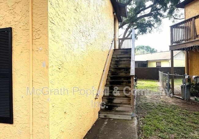 Photo - 3828 Lakeshore Dr Unit Apt B
