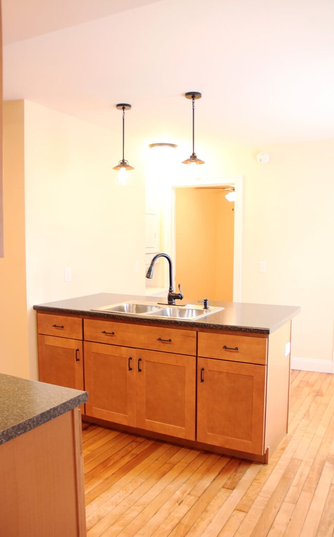 Photo - 40 Blodgett St Unidad APT 2