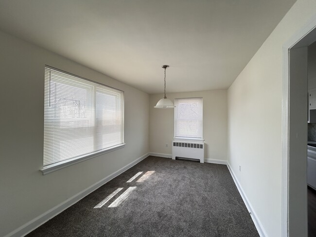 Photo - 702 Shaw Ave House