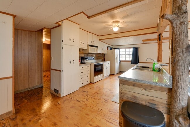 141 Sunflower Ct Unidad 1